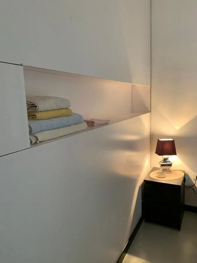 Smart Apartment Prada Foundation Μιλάνο 0*,  Ιταλία